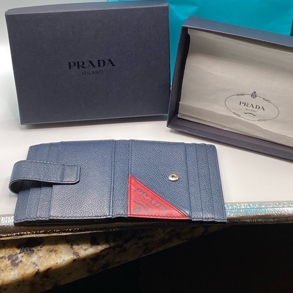 Prada - Saffiano Leather Card Holder Very Rare Find